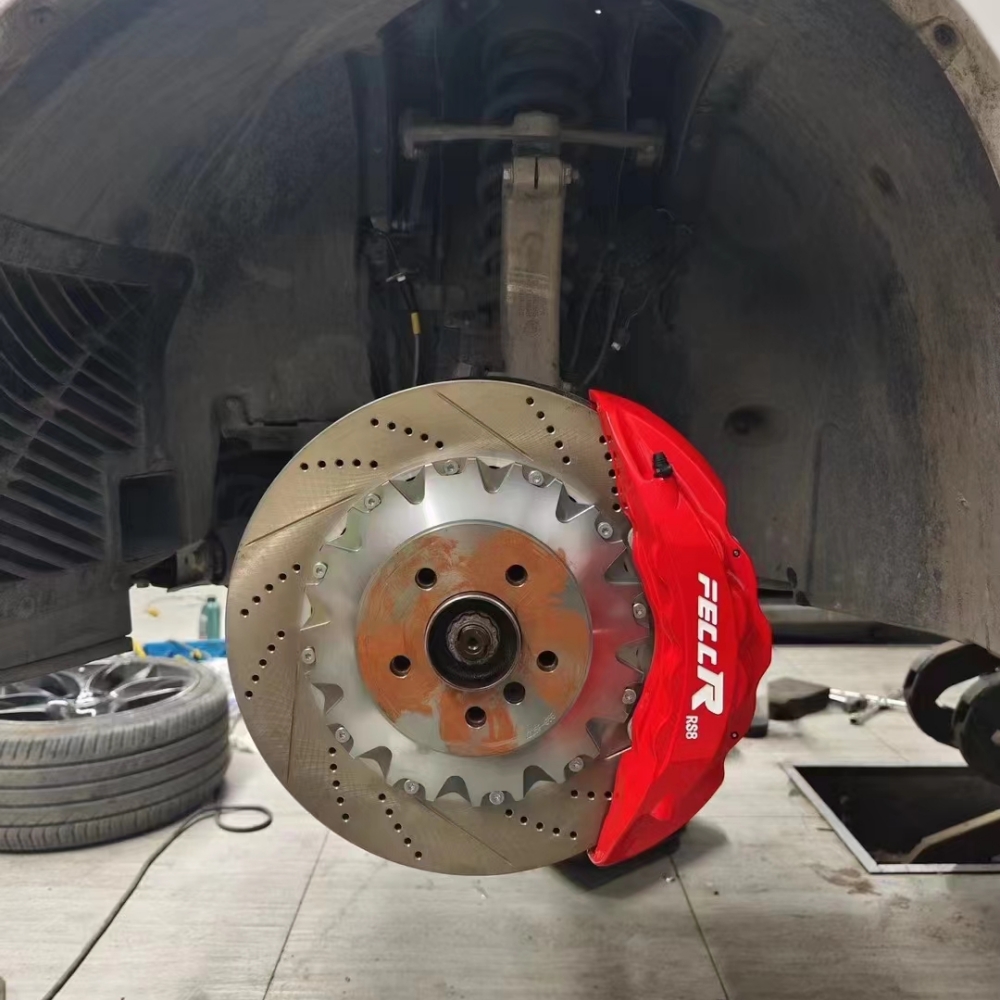 FECCR Anteriore 6 Pistoni Pinz - Forged Front Brake Caliper 4 Piston recensione e prezzo